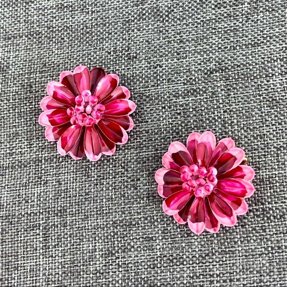 VINTAGE Flower Power Earrings Pink Magenta 60s Floral Summer